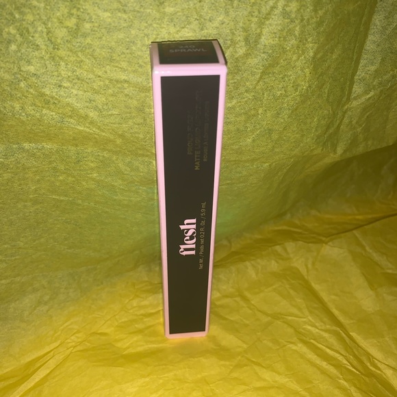 🐸2 for $30🐸 Flesh Matte Liquid Lipstick - Picture 2 of 3